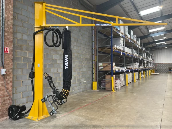 Braço Articulado Industrial: Flexibilidade e Soluções de Manipulação para sua Indústria